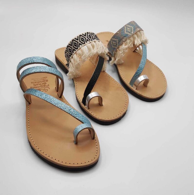 Pirgi slide - Handmade leather sandal with three thin front straps and toe