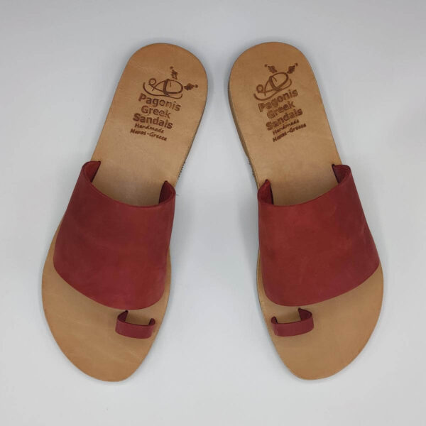 Wide strap with toe ring slides red